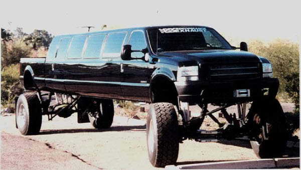 Voiture surelevee - Monsterlimo 001-humourenvrac